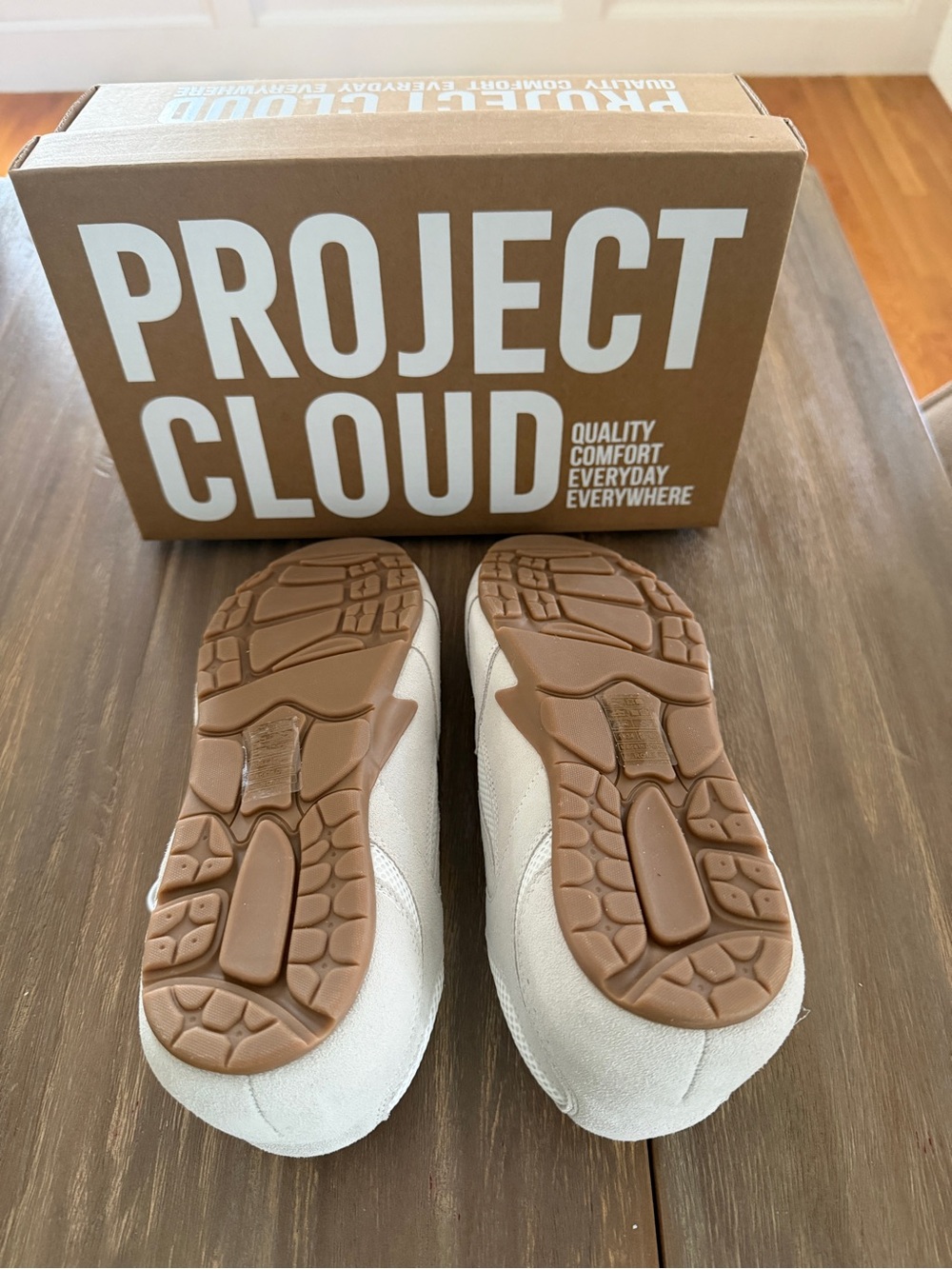 Project Cloud Leather Barefoot  Women’s Memory Foam Lace-Up Sneakers. Size 8. - Picture 8 of 10